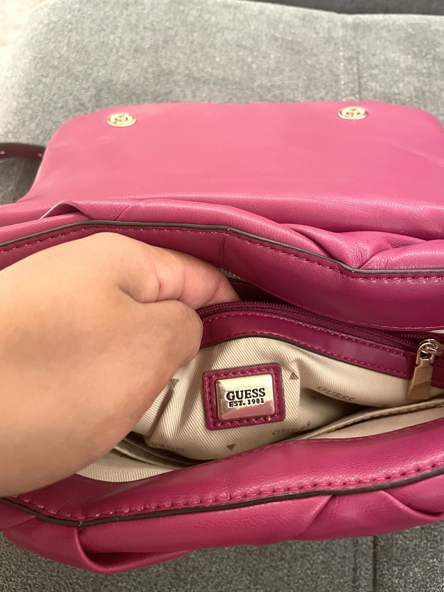 Guess Borse da donna: GUESS Shoulder Bag – Nuovo (secondo la descrizione) da Ziefen venduto da Elar_store 2