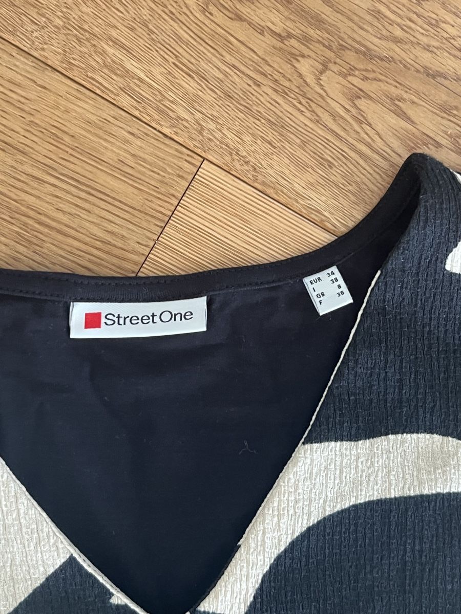 T-shirt: Street One Damen Oberteil Gr 34 – Nuovo (secondo la descrizione) da Rapperswil SG venduto da zani_st 1