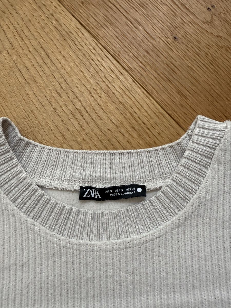 Zara Pullover & Sweatshirts: Zara Strickpullover, Grösse S – Gebraucht aus Luzern von sydney01. 2