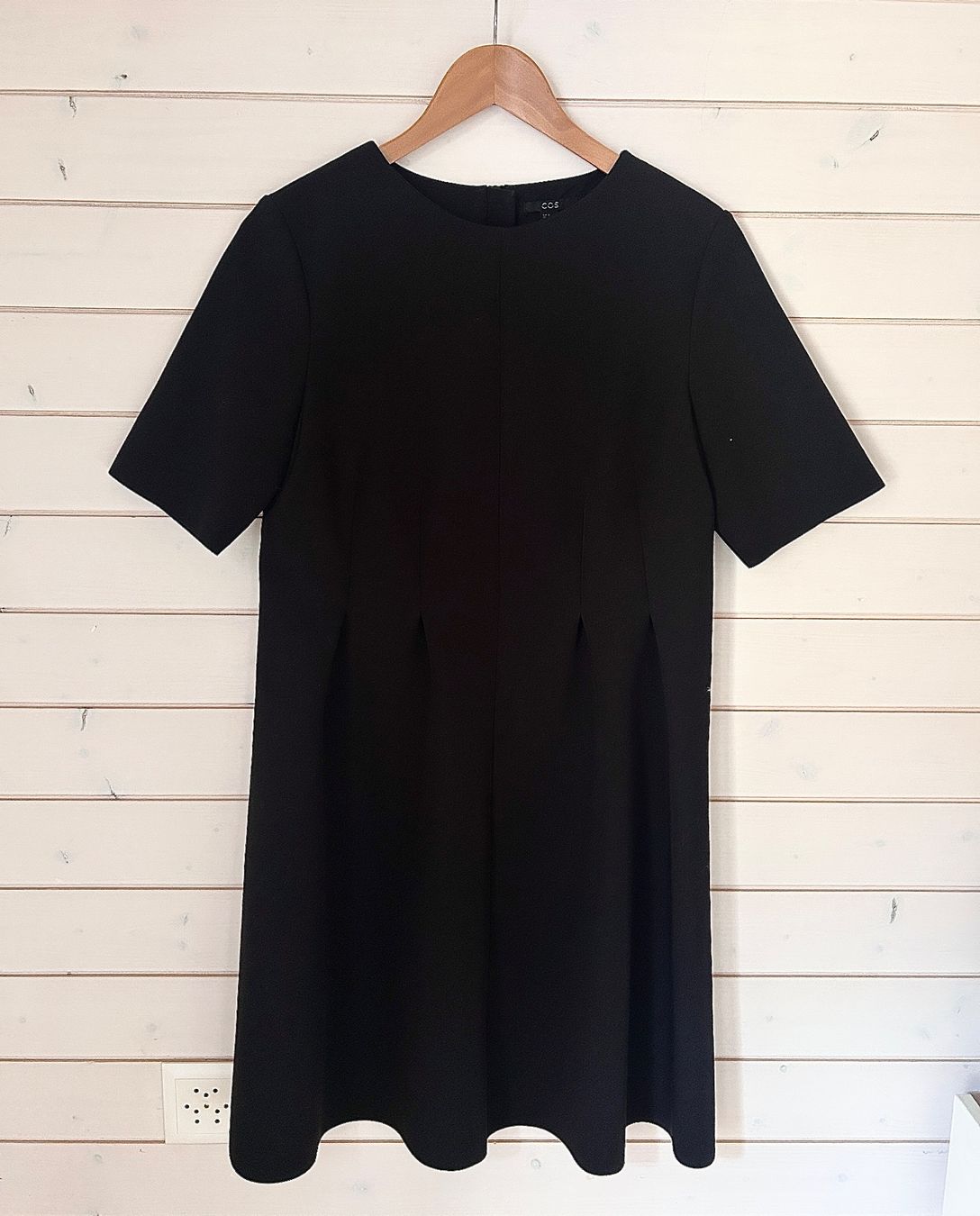 Cos Kleider: COS Kleid - Gr. 40 – Gebraucht aus Illnau von Monkky 1