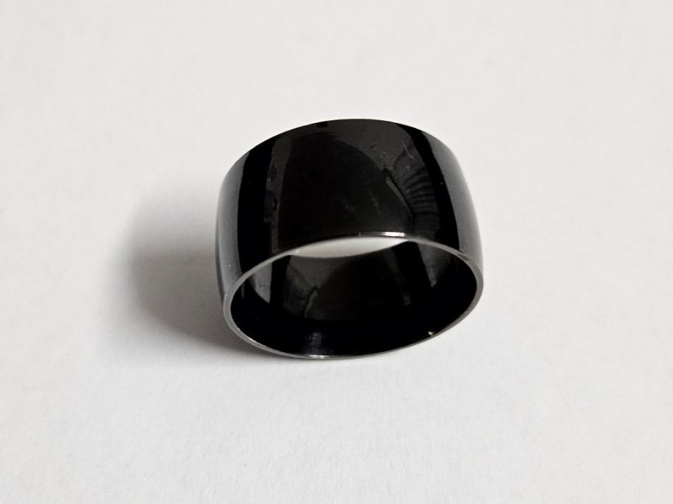Anelli: Herren Ring Edelstahl schwarz Gr. US 10 – Nuovo (secondo la descrizione) da Kreuzlingen venduto da RahMal 1