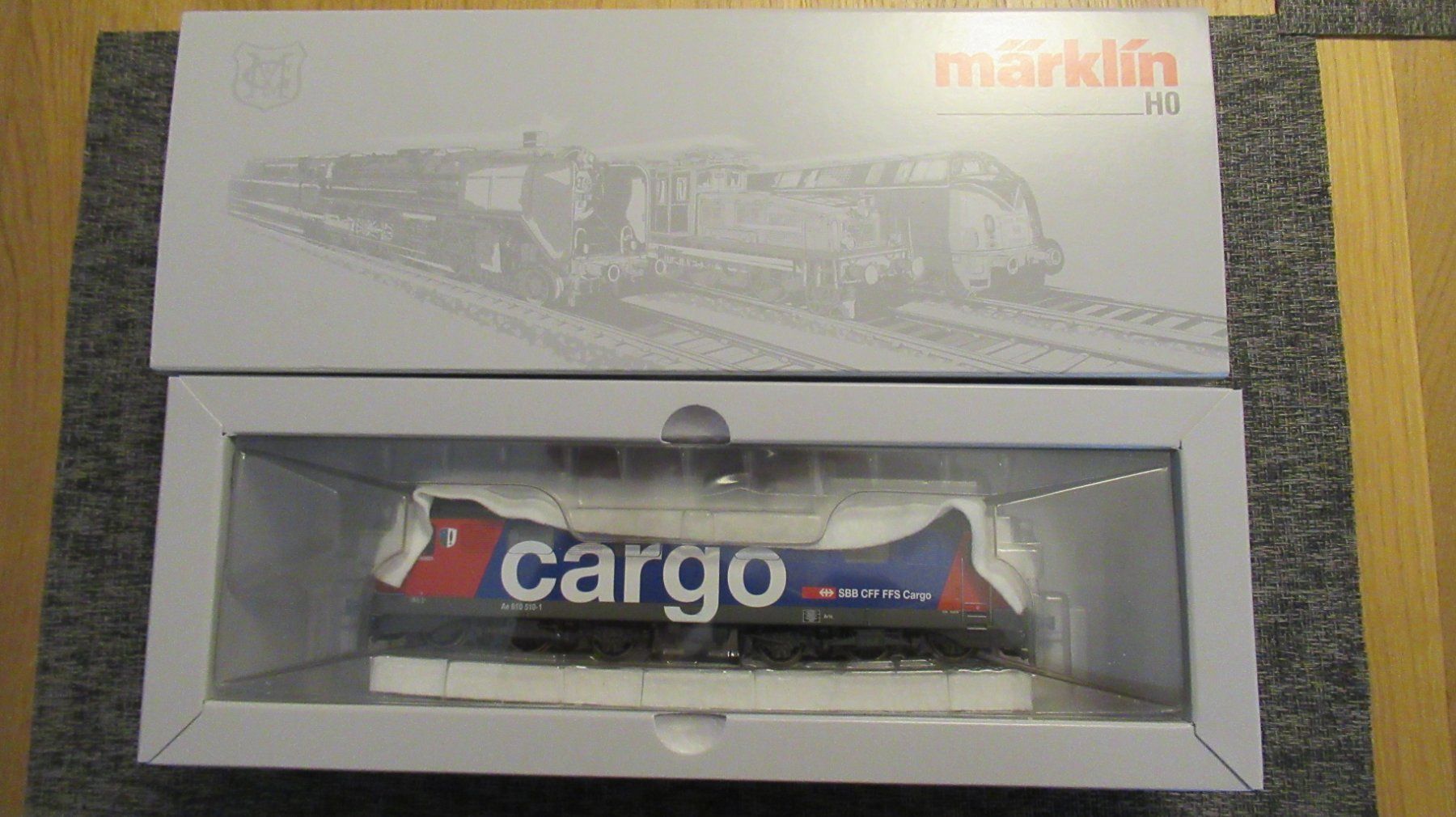 Märklin Modellini di ferrovie: Märklin Ae 610 "Giubiasco"  Digital MFX + Sound – Nuovo e nell'imballaggio originale da Martigny venduto da nevada98 2