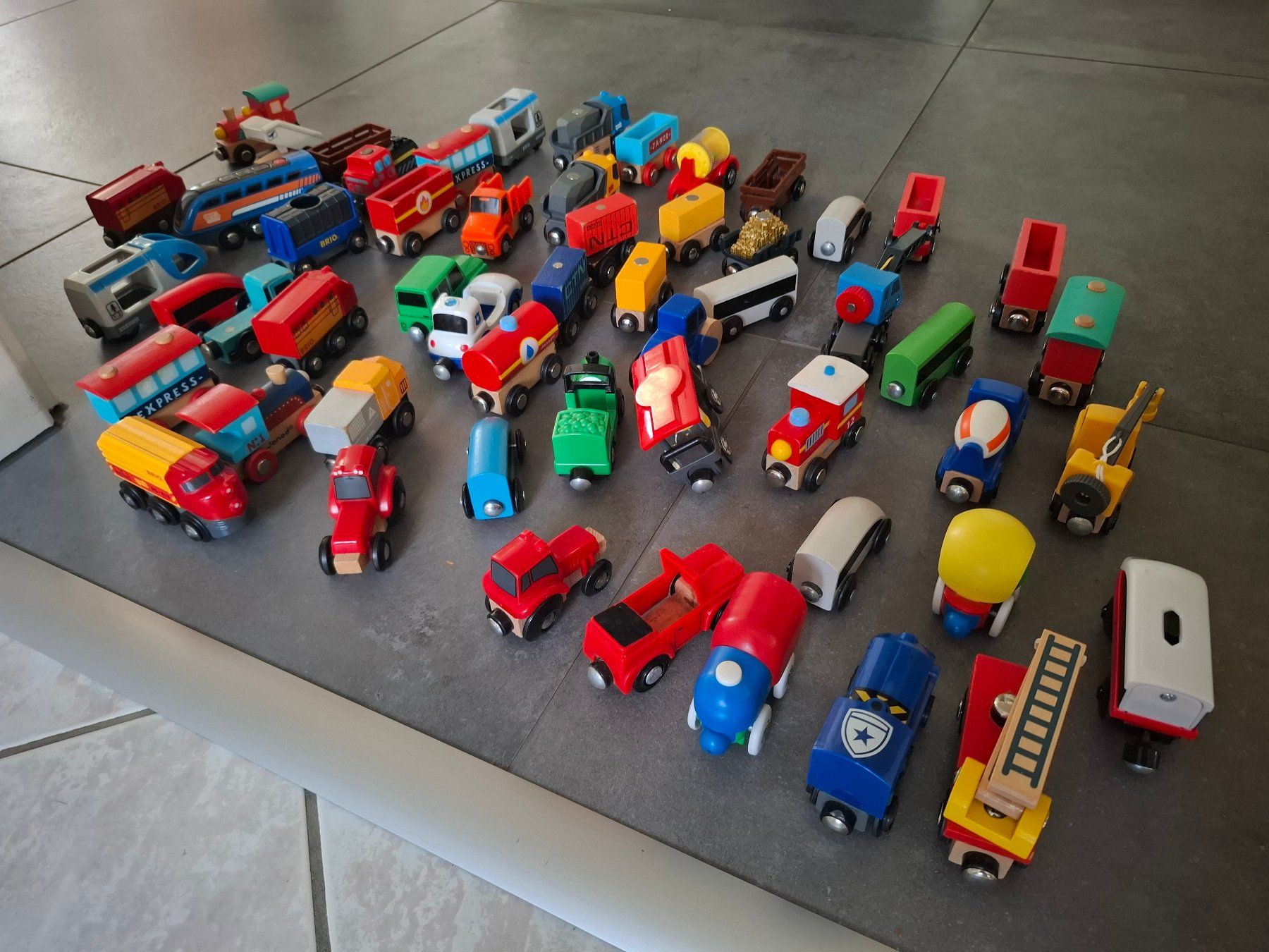 Brio Jouets: Trains Brio – D'occasion à LAUSANNE par vitriolH2SO4 4
