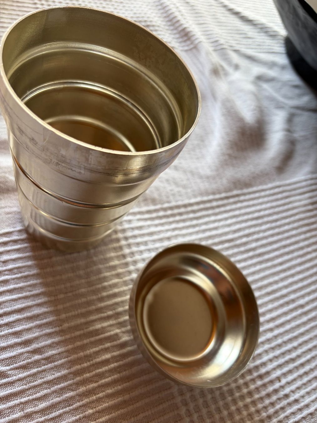 Küchengeräte: Alu Mix Becher – Gebraucht aus Zürich von bel_p6mm
