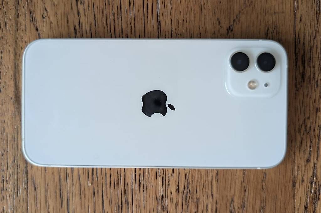 Apple Portables: iPhone 12 128GB Weiss – D'occasion à Steffisburg par chris_w01 1