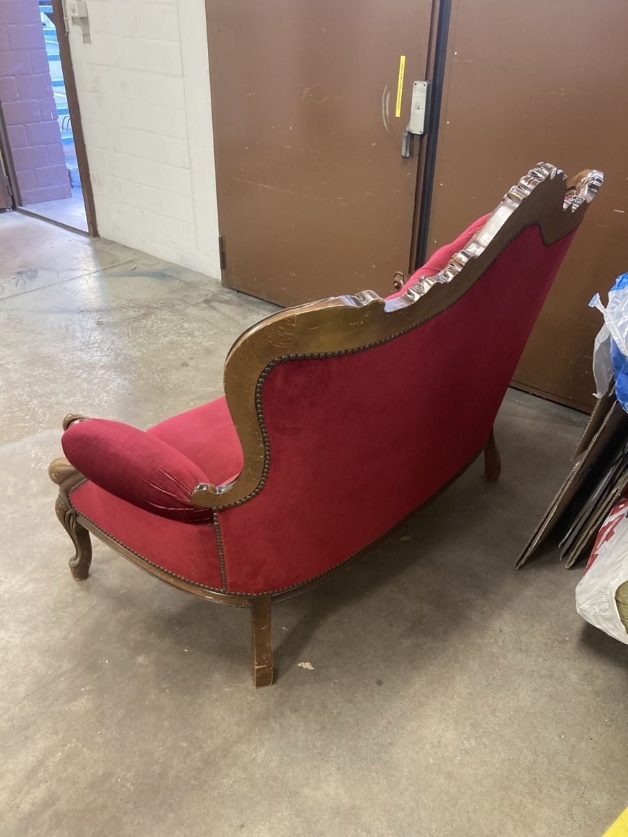 Divani: Rotes antikes Polstersofa – Usato da Basel venduto da bwsapiens 5