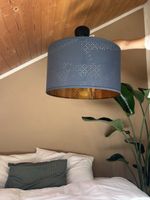 Deckenlampe, blaugoldenes Design, wie neu.