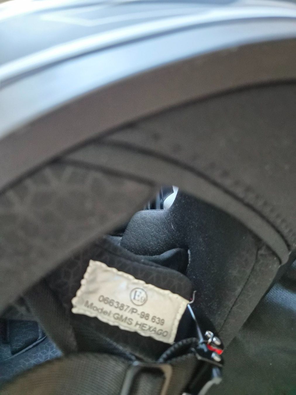 Casques & visières: GMS Motorradhelm Grösse M – D'occasion à Ballwil par Stechpalm0 1