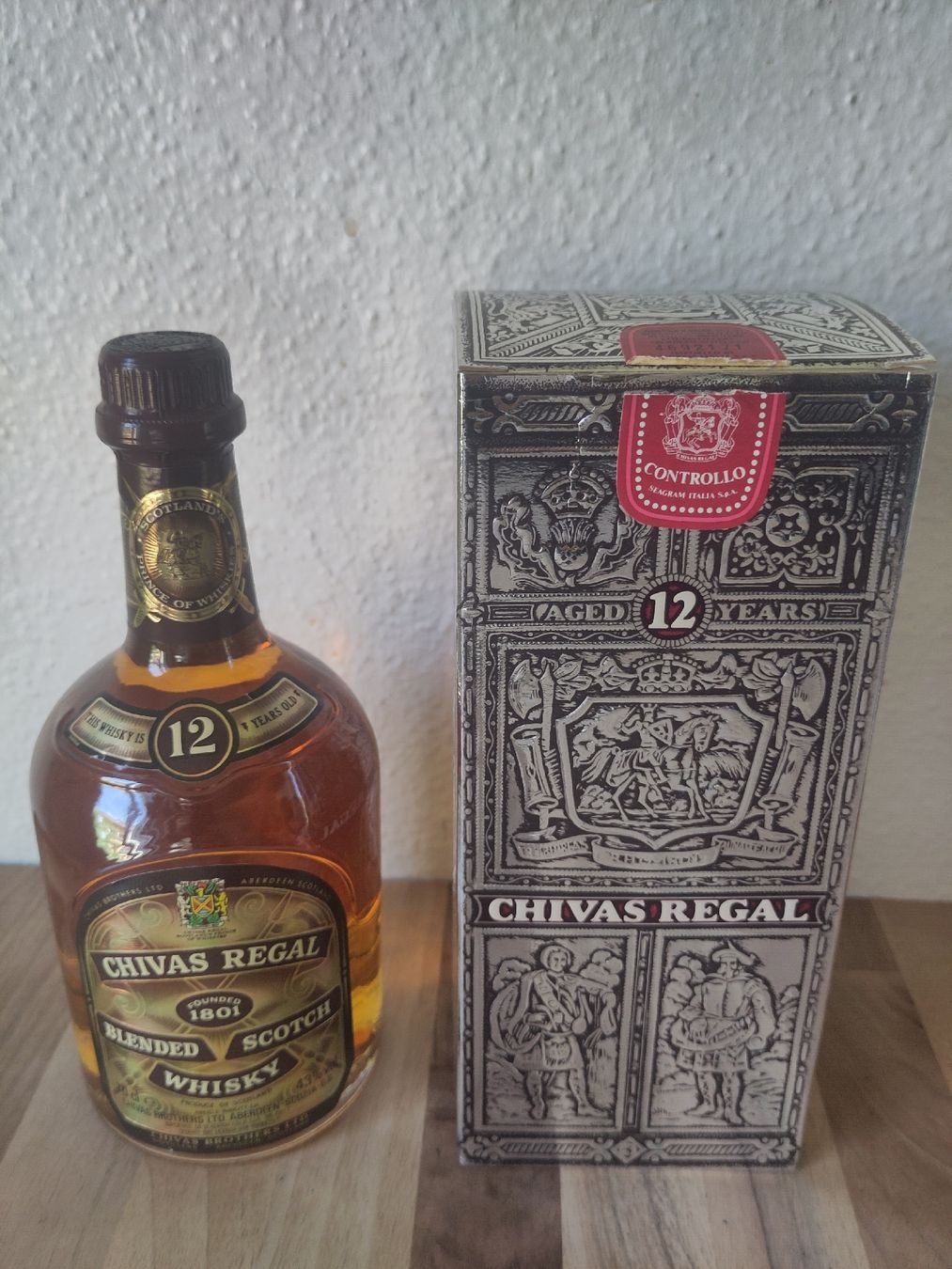 Chivas Regal Spiritueux: 2 Flaschen Chivas Regal 12 Years – Neuf avec emballage d'origine à Basel par Morgenmuffel 3