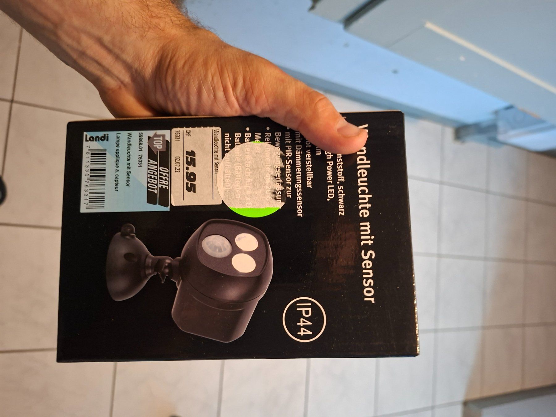 Lampen: Wandleuchte mit Sensor schwarz neu – Neu und originalverpackt aus Lyss von toe_68qb 1