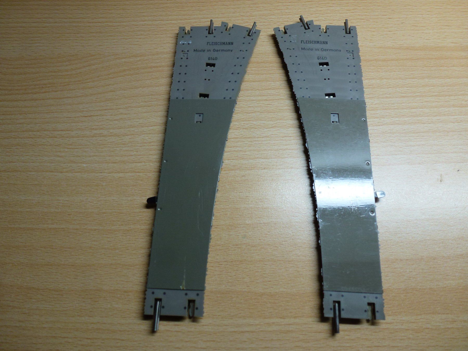 Fleischmann Modelleisenbahnen: Fleischmann H0 Profigleis Weichenset 6140 Links und rechts – Gebraucht aus Hombrechtikon von Se9 6