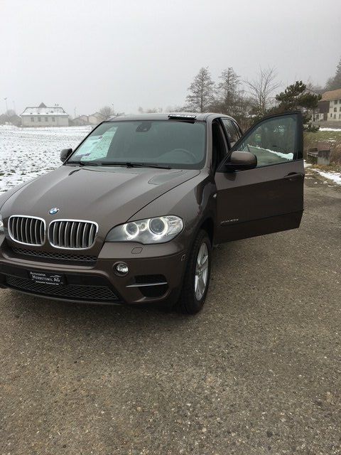 BMW Automobili: BMW X5 xdrive40d – Usato da Regensdorf venduto da Mike250762 2