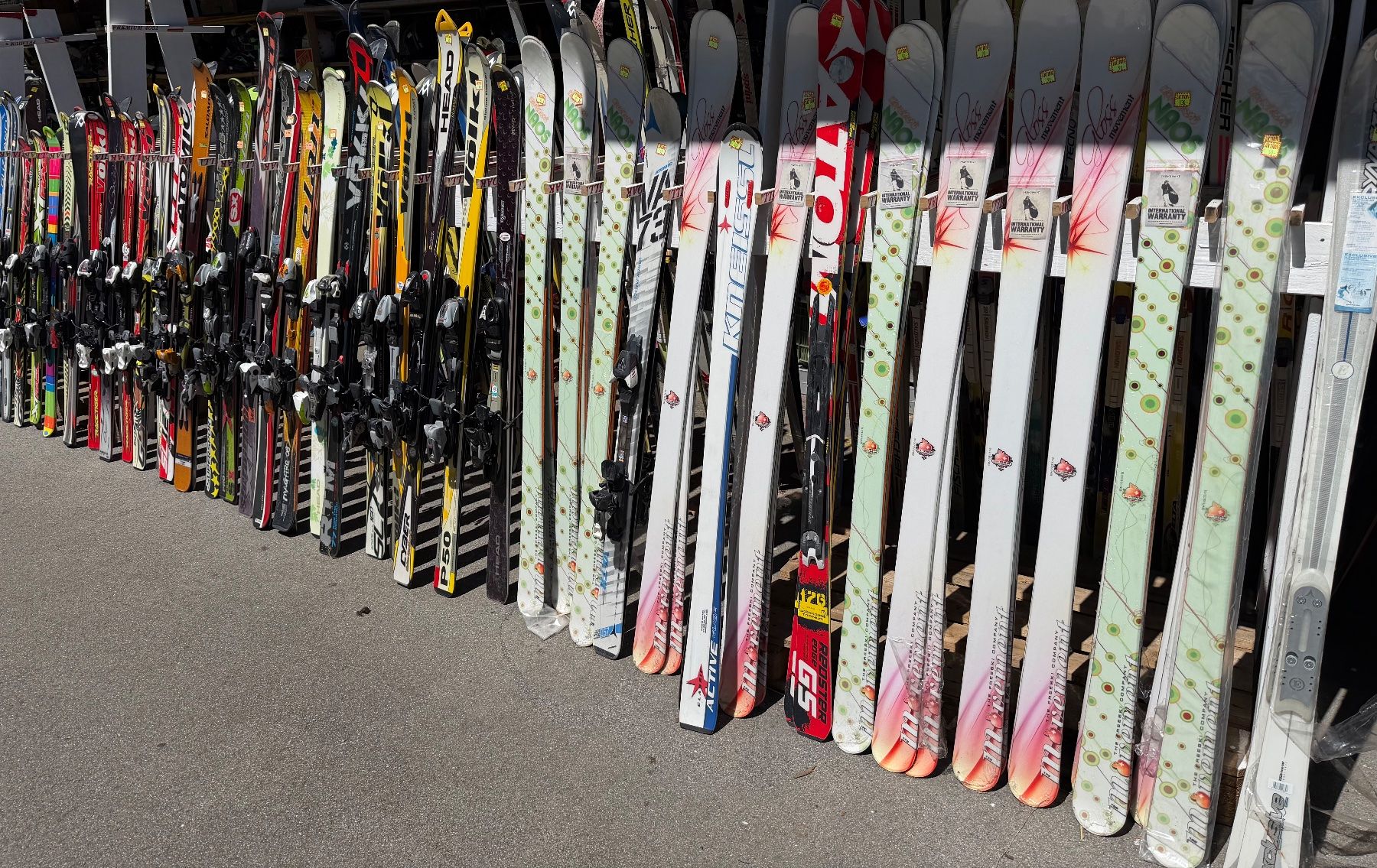 Skis: Ski-Set gut erhalten-70 Paar – Gebraucht aus Interlaken von Skandalpreis 1