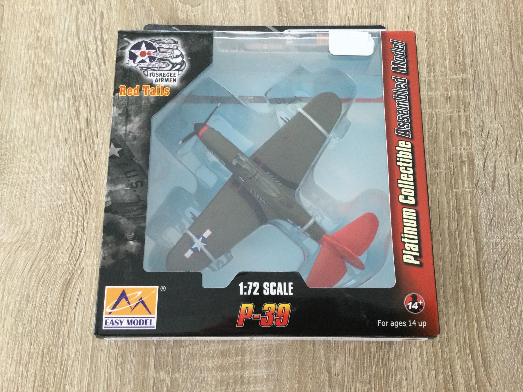 Kit di modellismo & Modellini statici: P-39 Aircobra Red Tails 1:72 Easy Model – Nuovo e nell'imballaggio originale da Mezzovico venduto da Herbie53