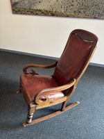Schaukelstuhl Holz mit Lederbezug rot gebraucht defekt