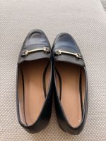 Schwarze Loafers Grösse 39