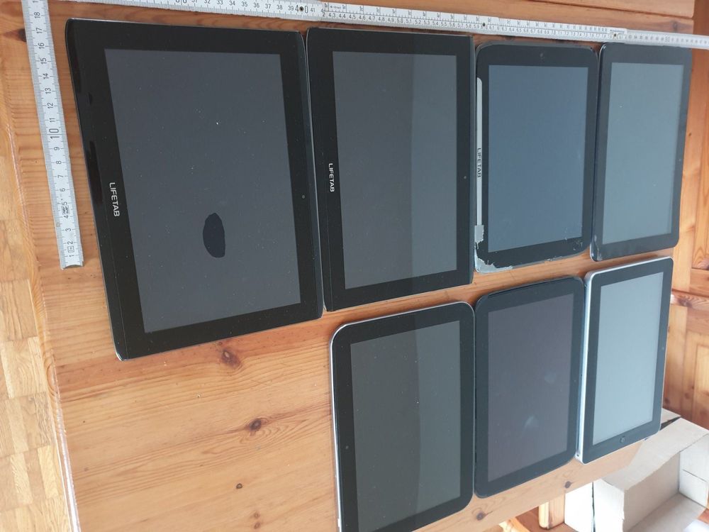 Diverse Tablets defekt Kaufen auf Ricardo