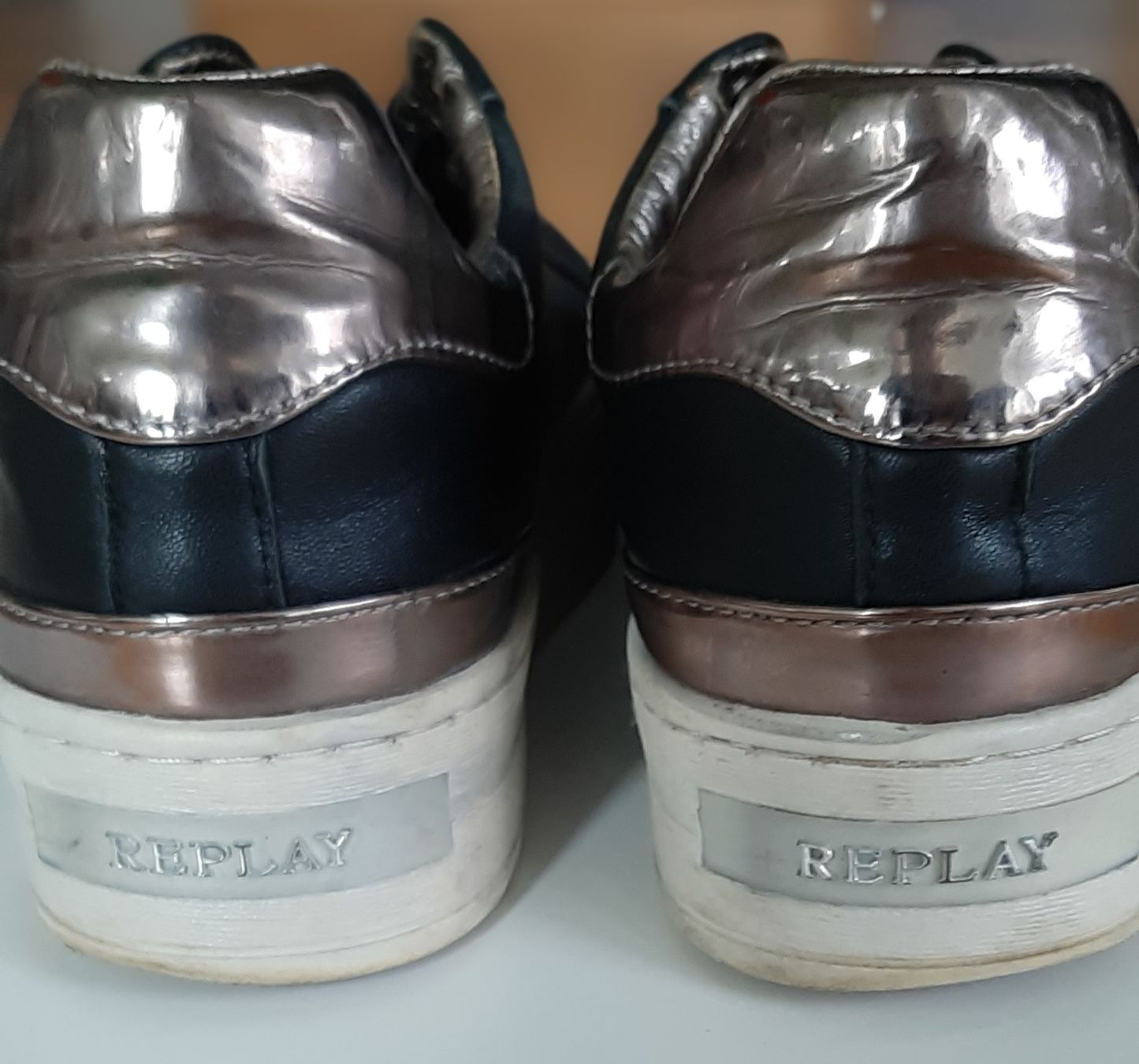 Replay Scarpe da donna: Replay Sneaker Schwarz Glitzer Gr. 40 – Usato da Uster venduto da kgw78 3