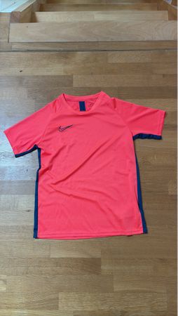 Nike Dri-Fit Shirt Kinder grösse XL