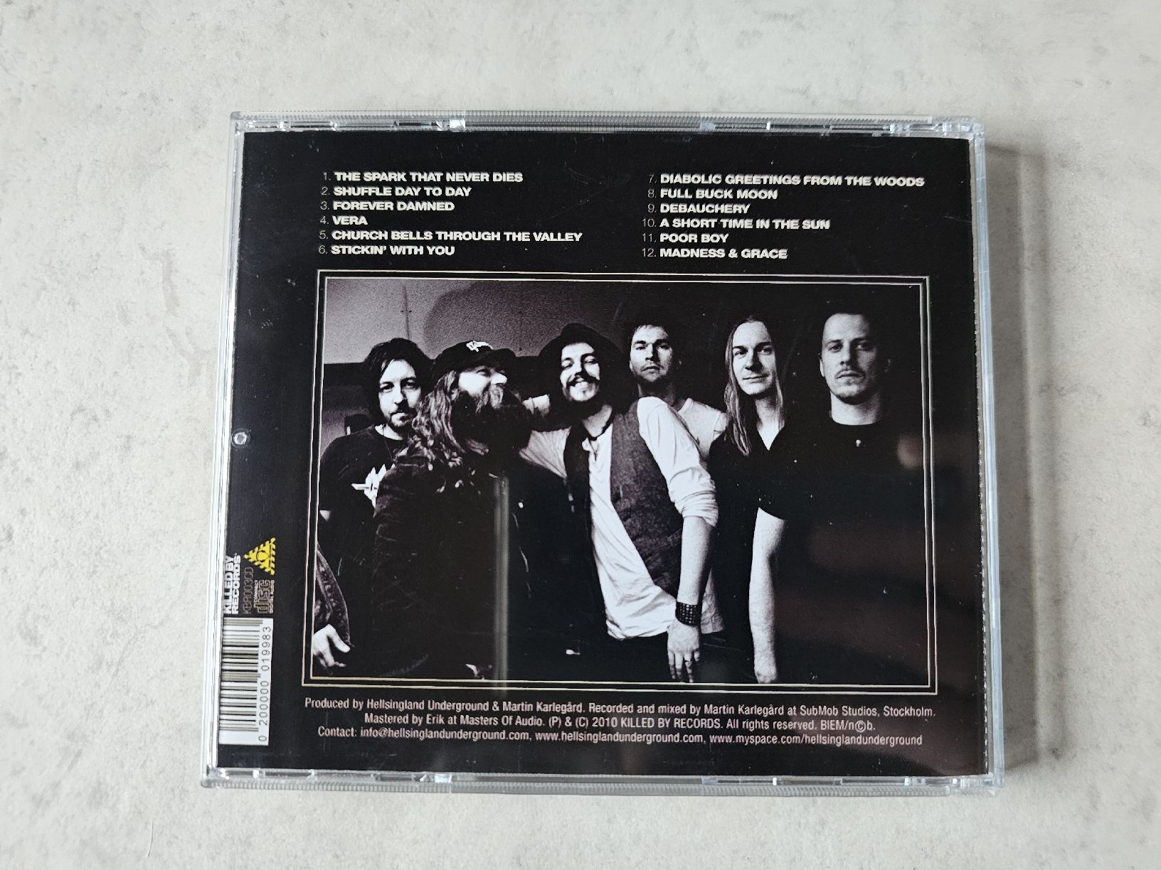 CD: Hellsingland Underground  -  Madness & Grace – Usato da Schneisingen venduto da backstore24 1