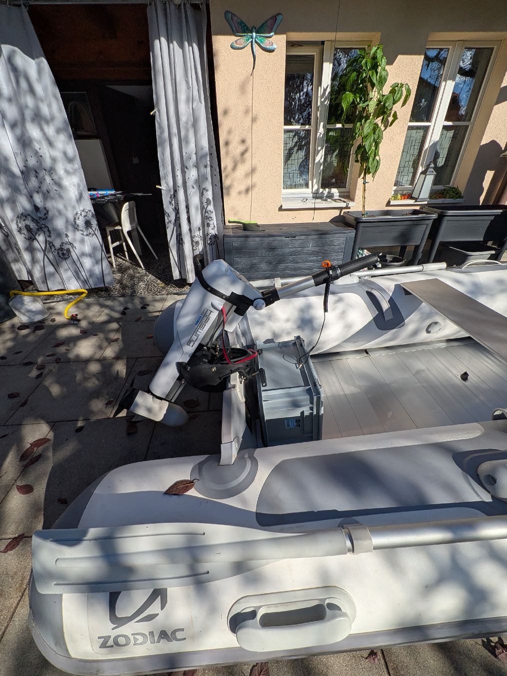 Zodiac Boote: Zodiac Schlauchboot mit Elektromotor – Gebraucht aus Bönigen von Puma7 2