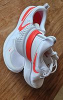 Nike React Laufschuhe, weiss-orange, Grösse 41, Neu