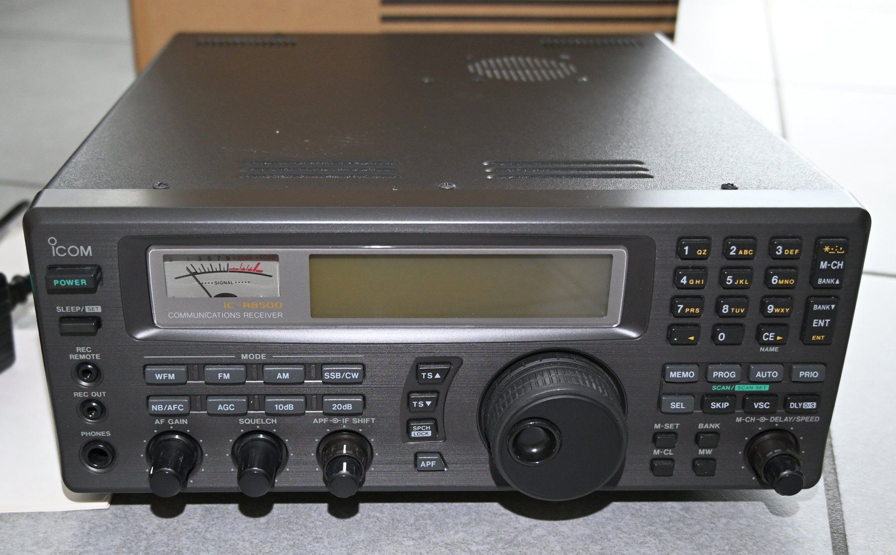 Technique de radiocom: Icom IC-R8500 – D'occasion à Rothrist par pattm2011