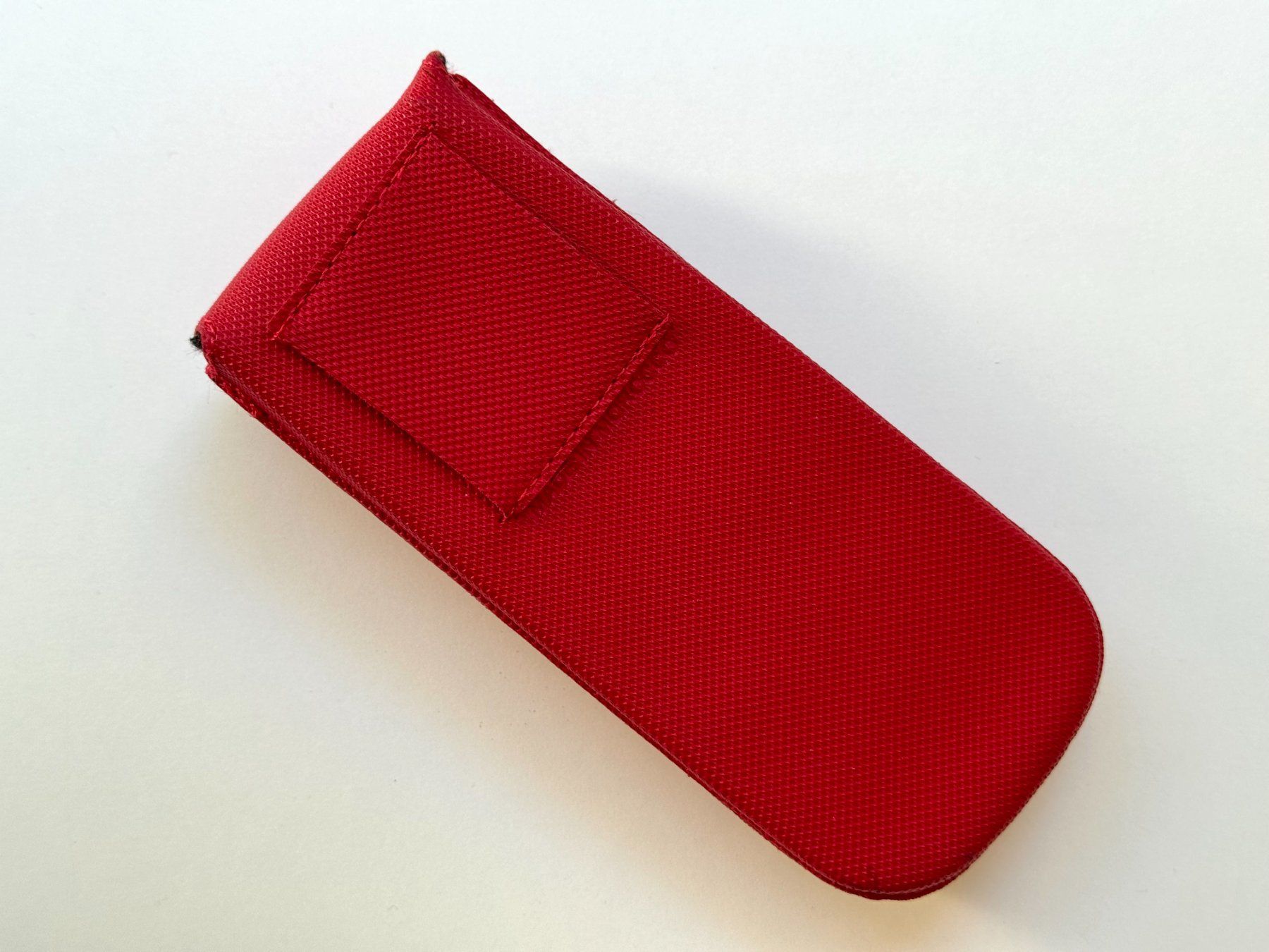 Lacoste Sonstige Kleidung & Accessoires: Étui LACOSTE Junior pour lunettes - rouge – Gebraucht aus Genève von Reveur 2
