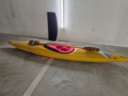 Paddel-Boot aus Polyester mit Spritzdecke und Doppel-Paddel