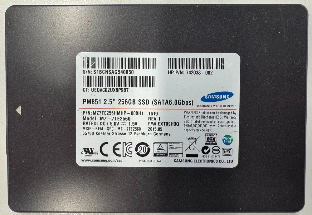 Samsung Dischi rigidi: Samsung SSD PM851 256GB – Usato da Bern venduto da sn8per