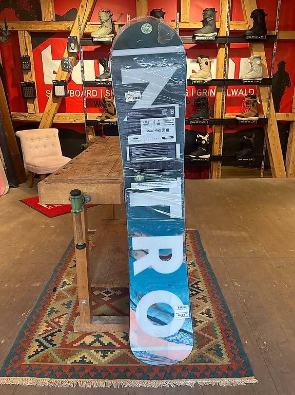 Board: NITRO MYSTIQUE SNOWBOARD – Usato da Grindelwald venduto da Backdoor_Shop 1