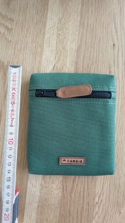 pochette Cabaïa couleur kaki