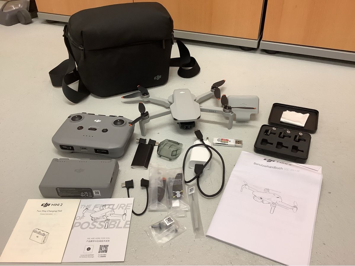 DJI Modellismo RC: DJI Mini 2 Fly more Combo, ND-Filter, 128GB-SD, Propschutz – Usato da Waltenschwil venduto da Konrad4