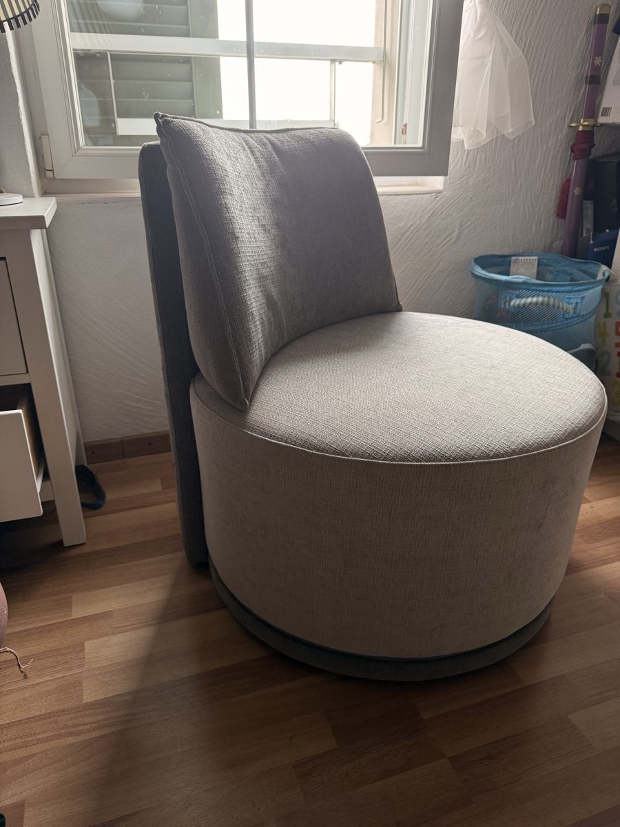 Poltrone: Fauteuil pivotant tissu gris bon état – Usato da Mont-sur-Rolle venduto da dapangzi1985 1