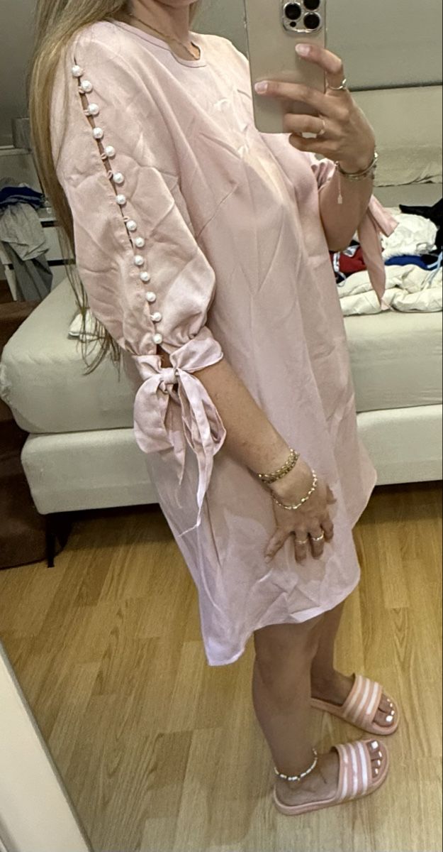 Kleider: Rosa Kleid mit Perlen - Grösse M – Gebraucht aus Oberhofen Thun'see von ClaudiaKelesh 1