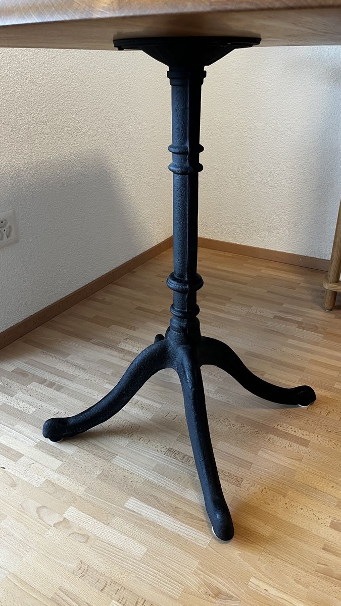 Tavoli: Holztisch Eiche 70x70, Vintage – Usato da Untersiggenthal venduto da Jokes 2