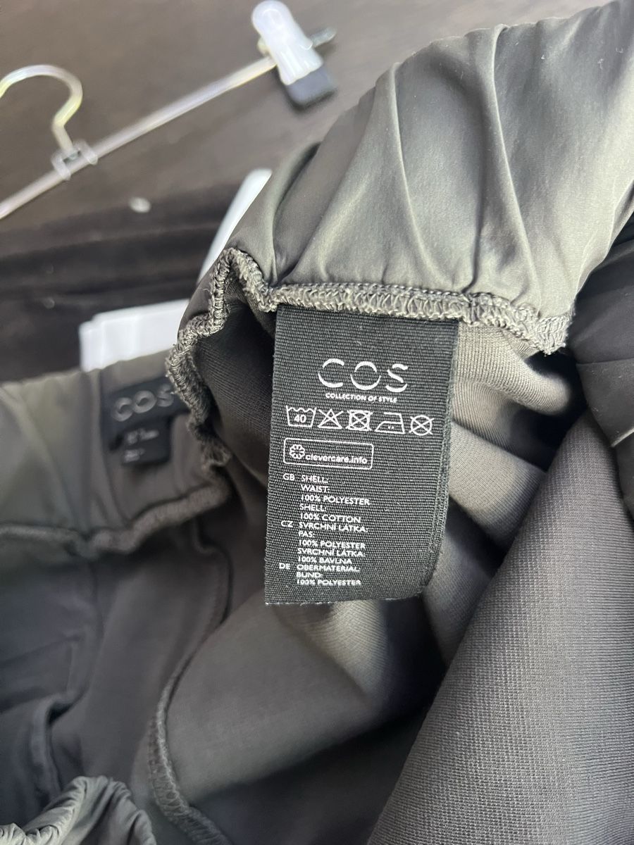 Cos Pantalons: Pantalon COS gris – Neuf (Voir description) à Villars-Ste-Croix par Maaaat 3