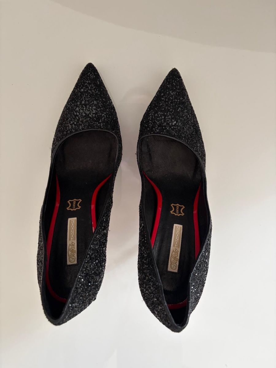 Buffalo Scarpe da donna: Buffalo Pumps schwarz/glitzer Gr. 41 – Nuovo (secondo la descrizione) da Zürich venduto da koc_6l5j