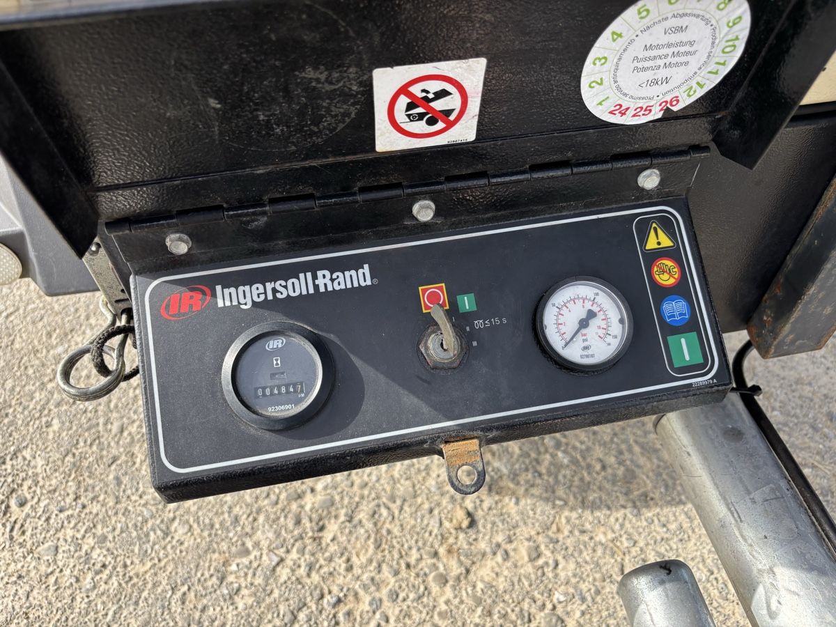 Compressori: Baukompressor 2000 l/min – Usato da Courgevaux venduto da Querly 9