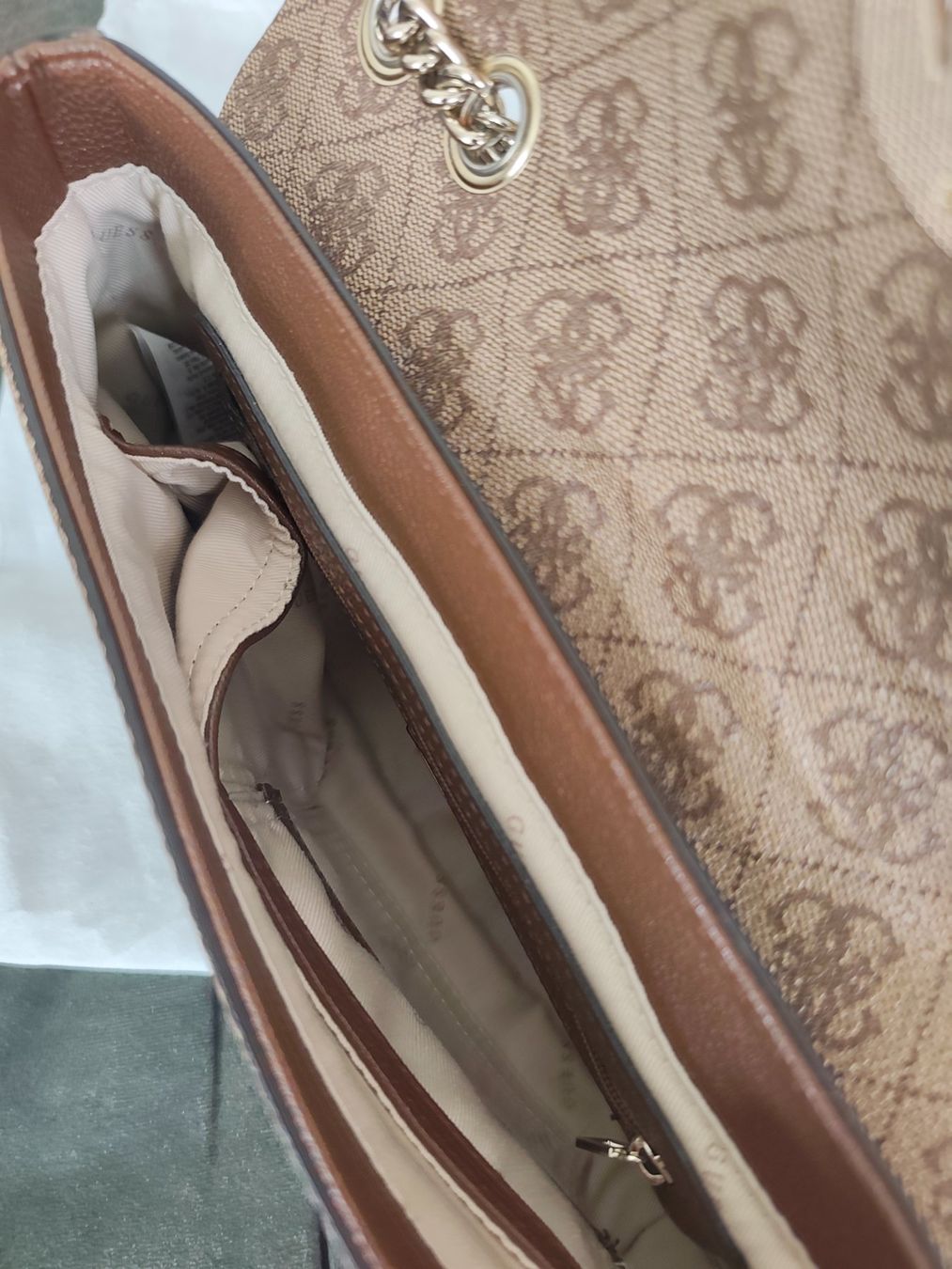 Borse da donna: Guess Tasche neuwertig – Usato da Breitenbach venduto da simycarlos 2
