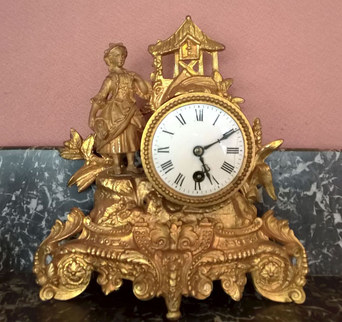 Orologi da terra & Orologi da parete: antike Pariser Kamin-/Buffet-Pendeluhr – Usato da Meggen venduto da Trouvaillen