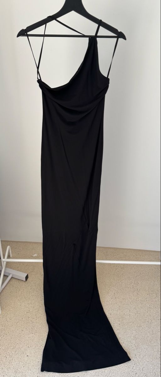 Dsquared2 Vestiti: DSQUARED2 schwarzes Backless Maxi-Abendkleid – Nuovo e nell'imballaggio originale da Zürich venduto da di_archive 3