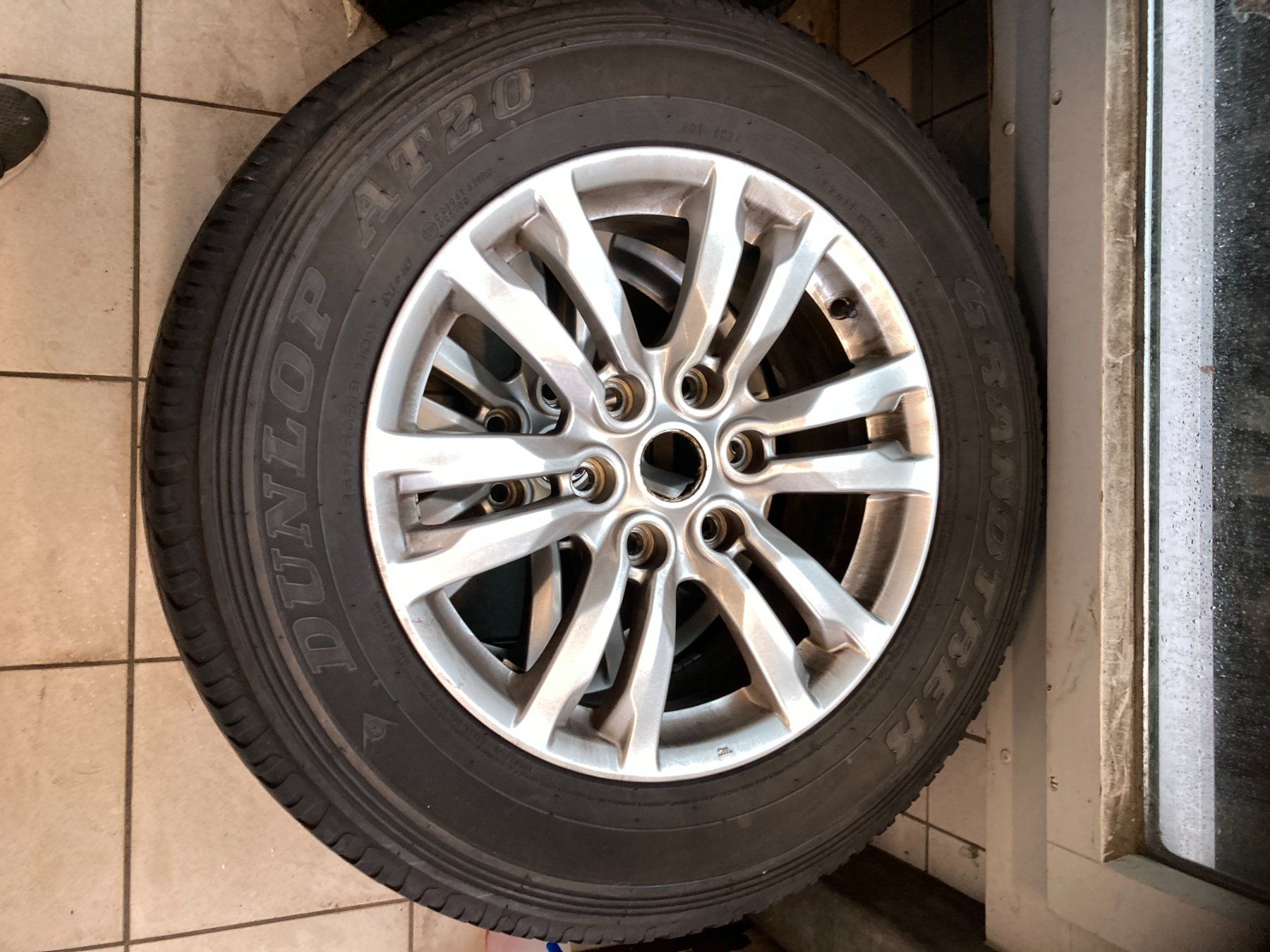 Fiat Pneumatici & Ruote complete: Fiat Fullback Sommerräder 265/60R18 – Usato da Cham venduto da WB2223 2
