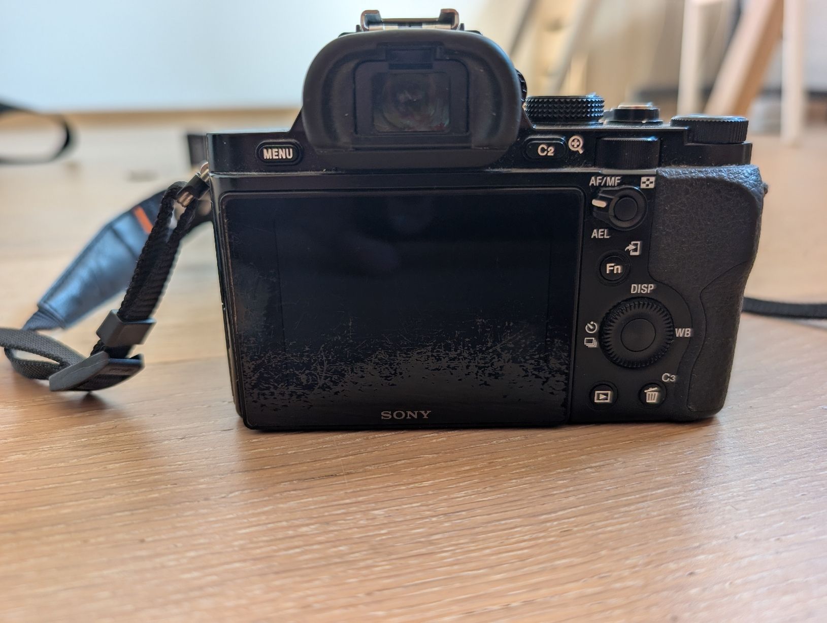 Sony Kamera: Sony Alpha A7 plein format + 28-70 OSS – Gebraucht aus St-Barthélemy VD von juj_9lk7 3