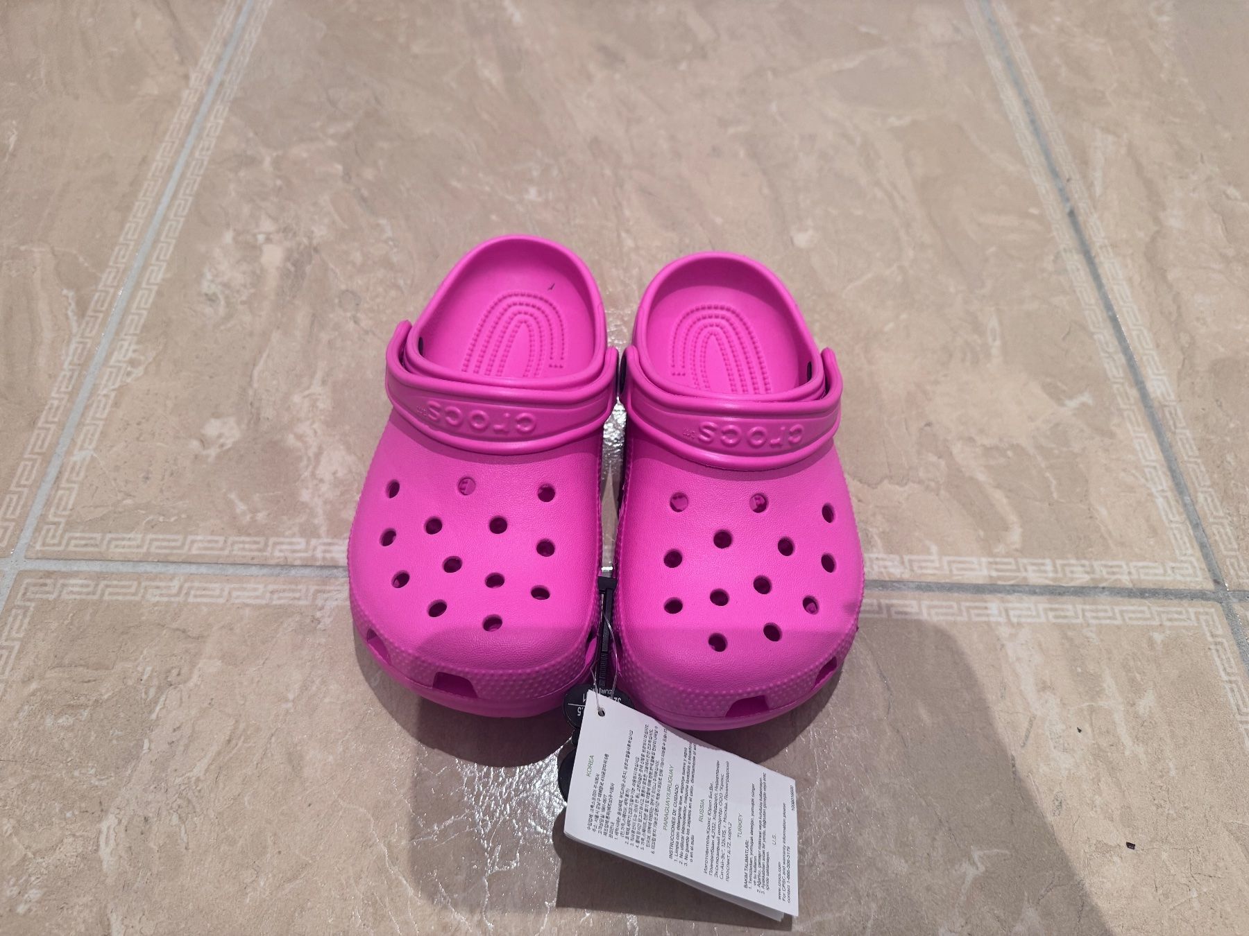 Crocs Scarpe per ragazze: Crocs neue Freizeitschuhe, 32/33 – Nuovo e nell'imballaggio originale da Klingnau venduto da Markus14