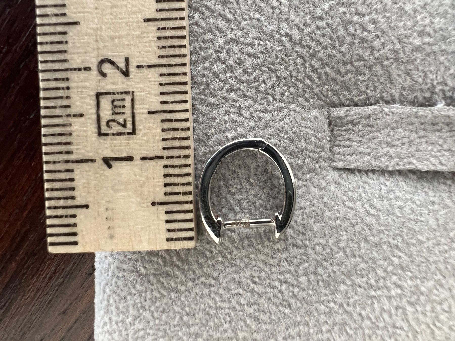 Orecchini pendenti & Orecchini a lobo: Diamond Hoop Earrings, White Gold – Nuovo (secondo la descrizione) da Corsier GE venduto da Karol_save_planet 7