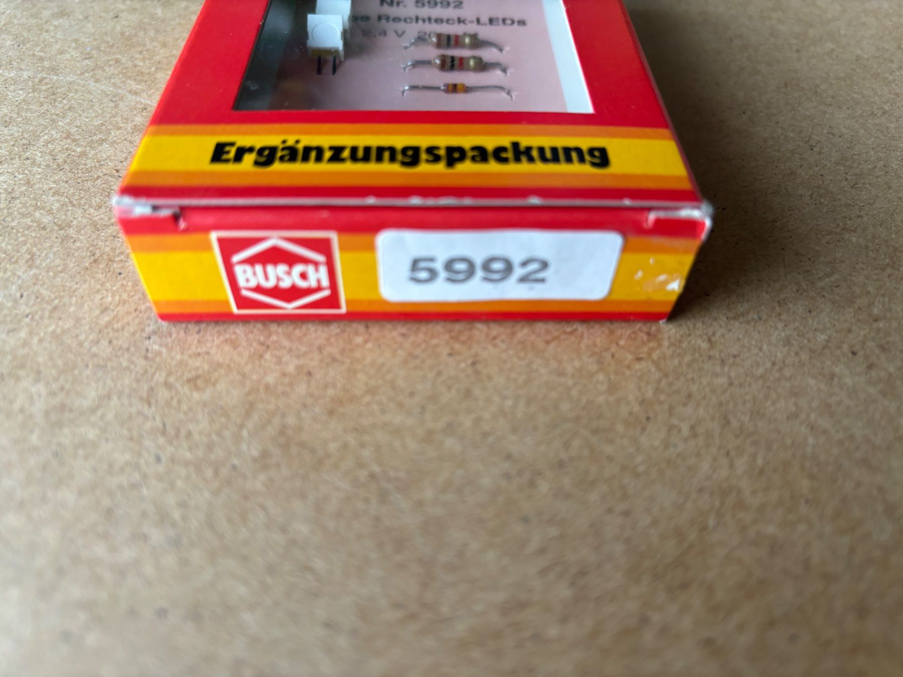 Busch Modellini di ferrovie: Busch 5992 Rechteck Leds Gelb – Nuovo e nell'imballaggio originale da Hauterive NE venduto da eriamch 2