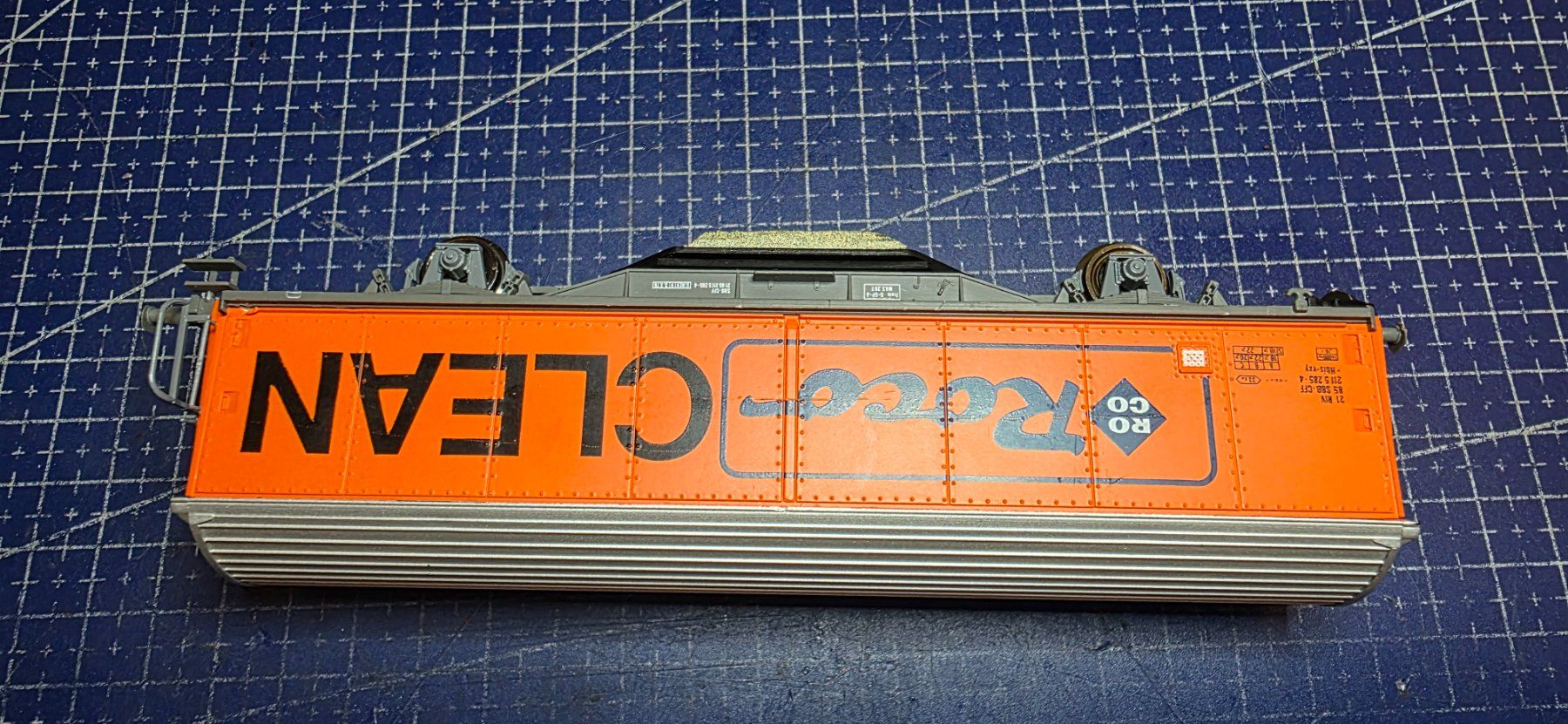 Roco Modellini di ferrovie: Roco Clean Wagen HO/DC – Usato da Hochfelden venduto da Danizh0 2