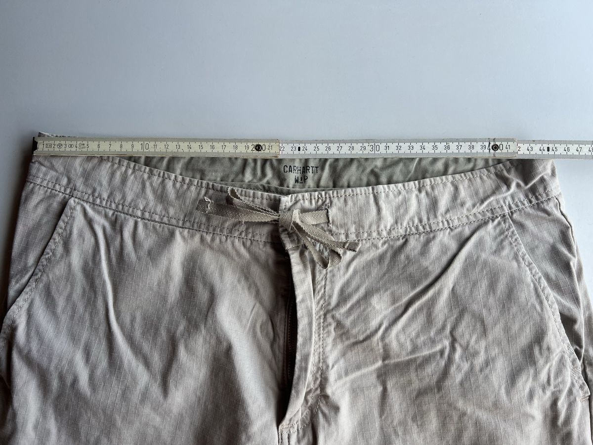 Pantaloni: Carhartt Hose Beige – Usato da Bern venduto da BestBrandSeller89 1