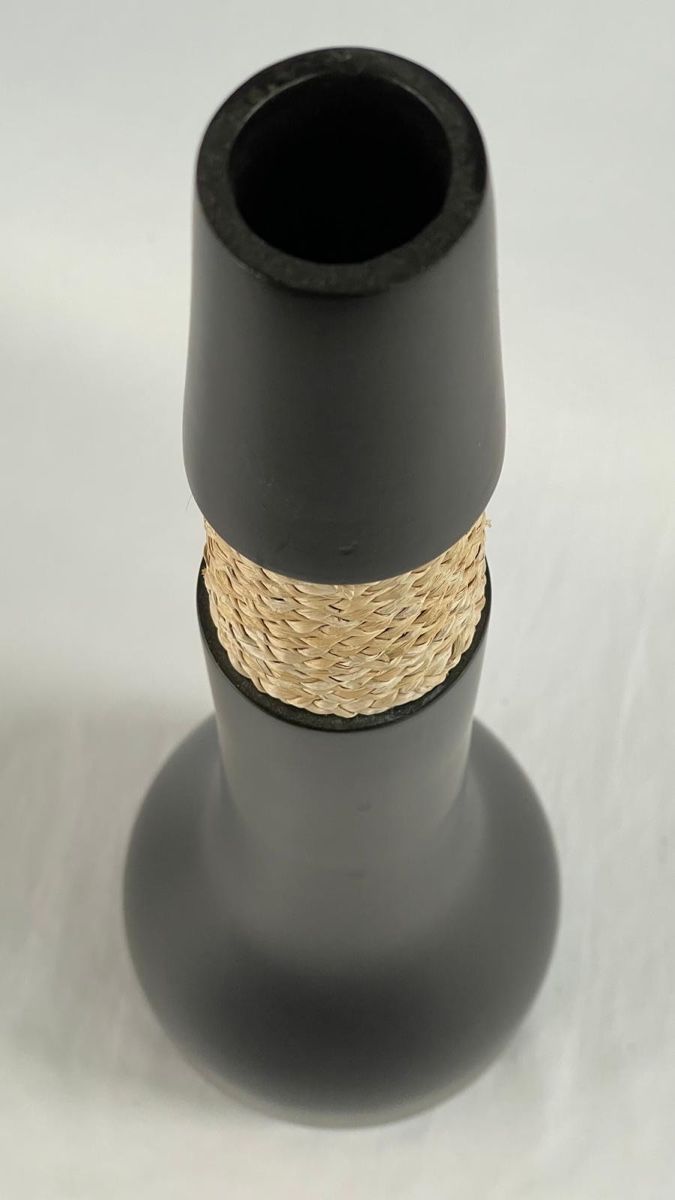 Vasi & Recipienti: Black hard wood design vase – Usato da St. Niklausen LU venduto da lau_259n 2